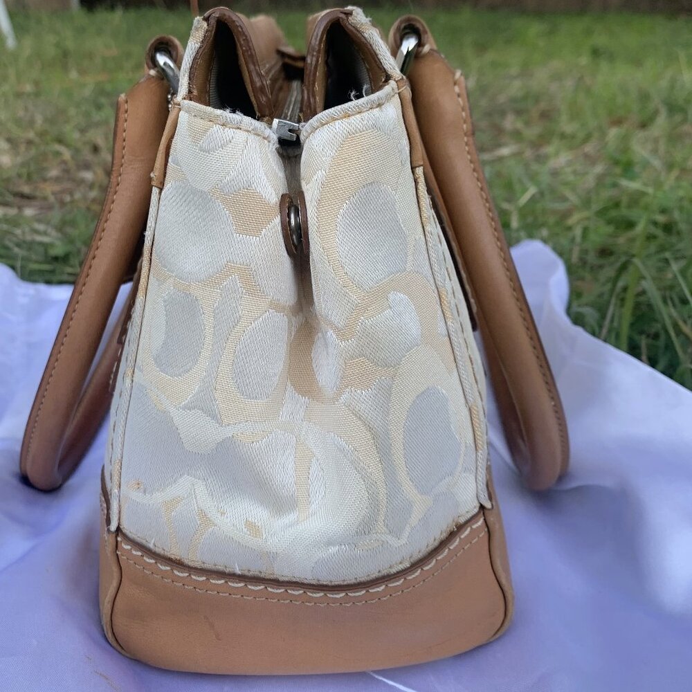 Coach Hampton Vintage Optic Signature Jacquard Cream Leather L0773-11818 Handbag - Picture 8 of 16